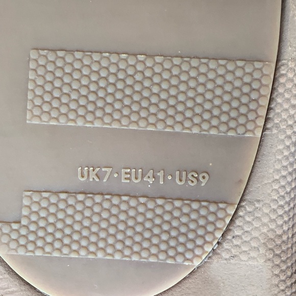 FitFlop bronze slides size 7 - Picture 6 of 6